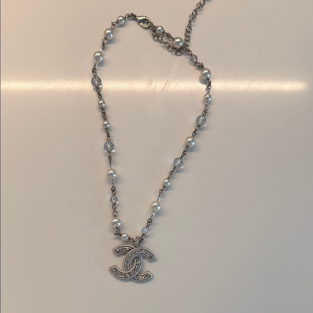 Elegant Chanel  Silver Necklace with Pearl Accents